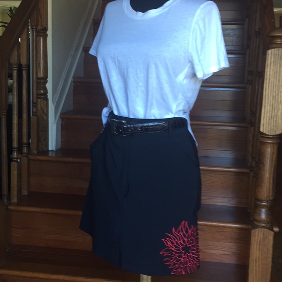 Nike Skirt - Picture 1 of 8